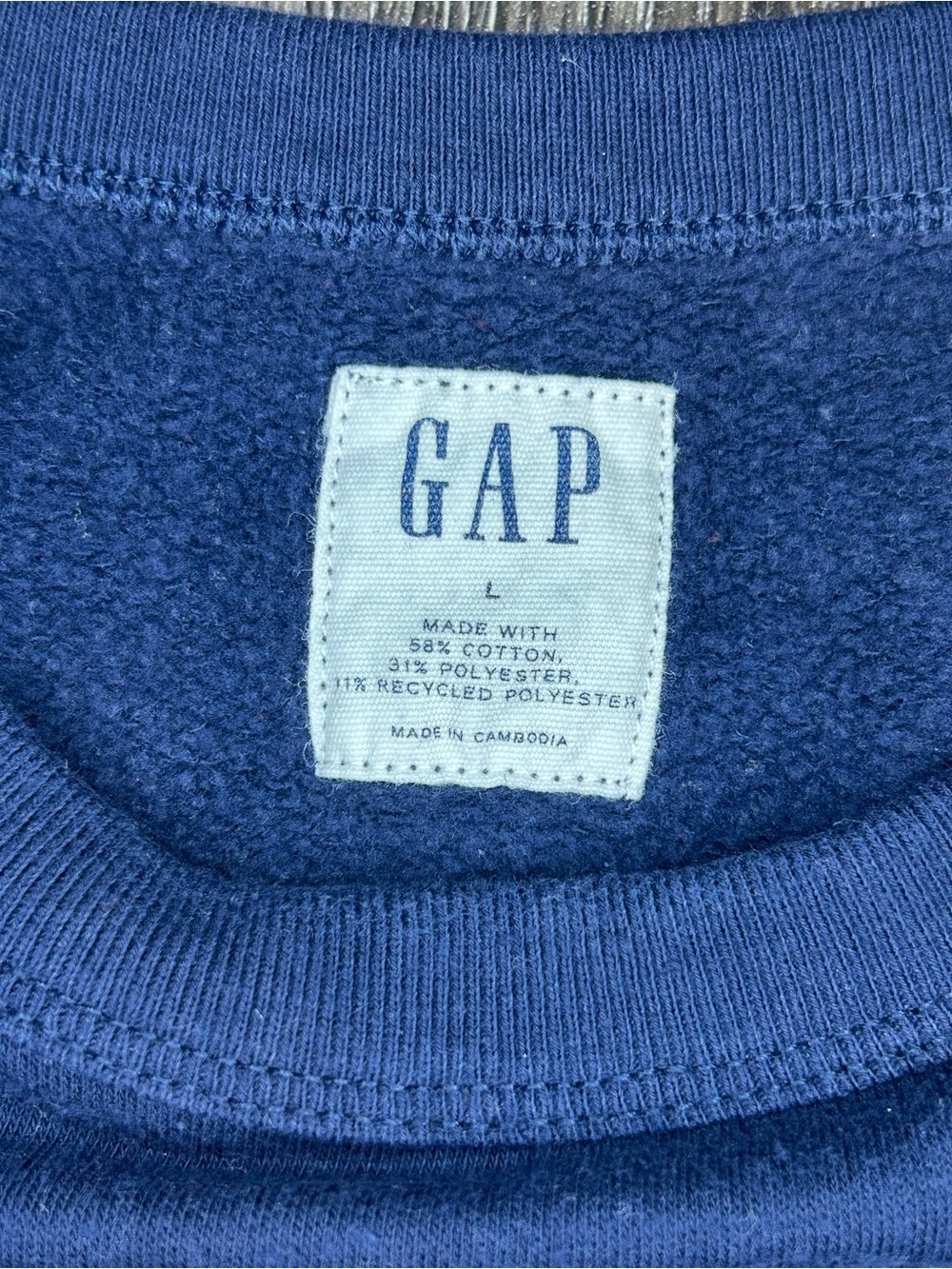 GAP Navy Logo Sweatshirt Large Classic Crewneck Cozy Casual - Picture 3 of 14